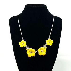 Napier Vintage Flower Pendant Womens Necklace Size 24Inches New